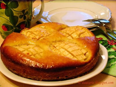 Minkšti Pyragėliai su Obuoliais: Paprastas ir Skanus Receptas